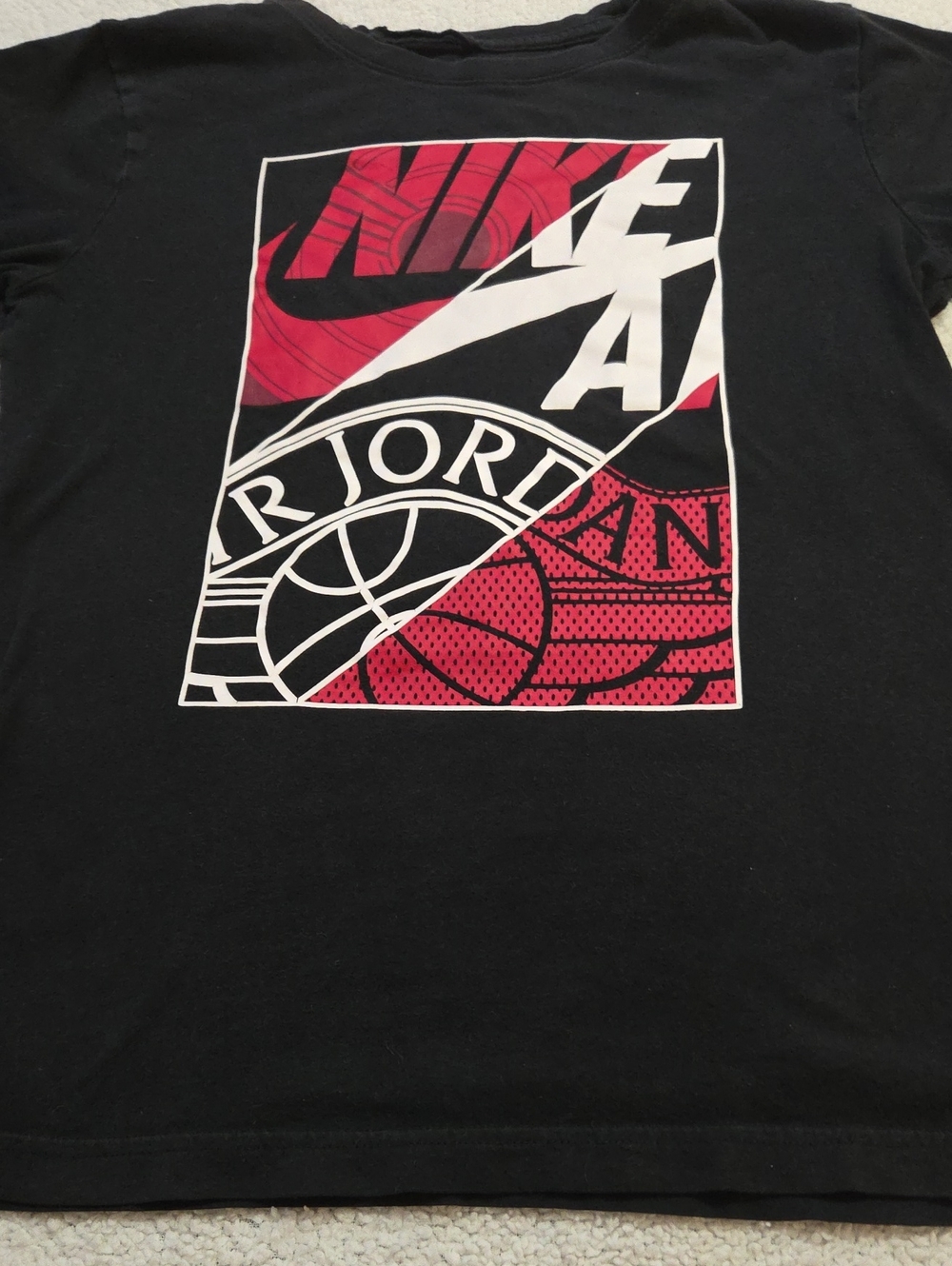 NIKE JORDAN TSHIRT